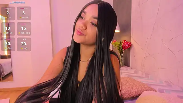 Snapshot of ElaEndez_ chatting on 03/21/25, 09:45 ElaEndez online show from 03/21/25, 09:45