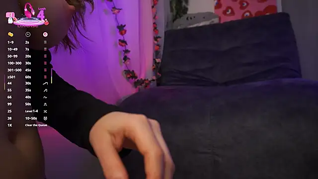 GlamourNova online show from 03/21/25, 08:08