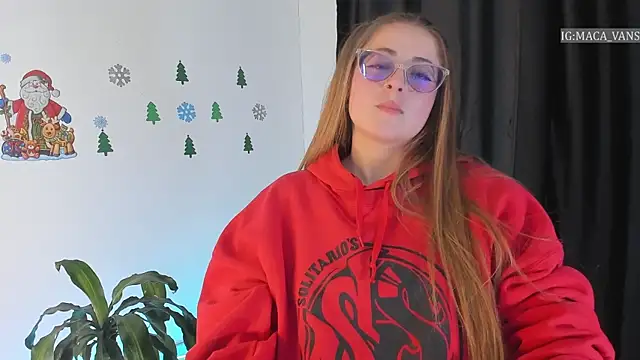 Snapshot of tekila__ chatting on 12/02/24, 07:38 tekila online show from 12/02/24, 07:38