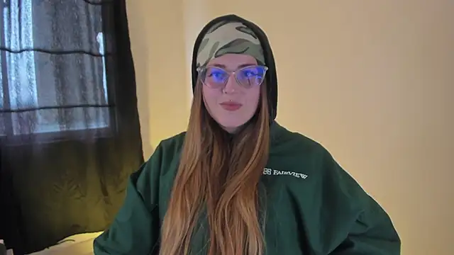 Snapshot of tekila__ chatting on 03/08/25, 09:08 tekila online show from 03/08/25, 09:08