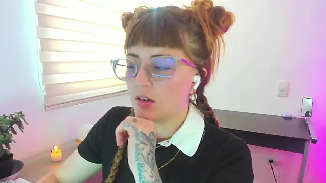 tekila   online show from 04/08/26, 09:48