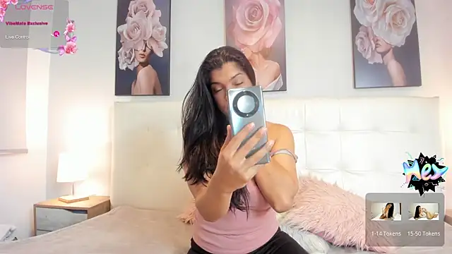 Sweetdreamses  online show from 01/10/25, 12:26