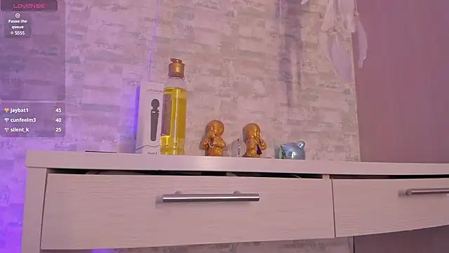 ellamontoya online show from 03/02/25, 07:21