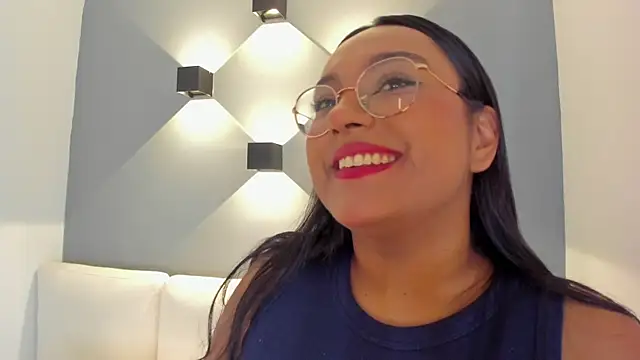 ellamontoya online show from 10/11/25, 12:15