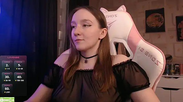 MoonlishSiren online show from 03/22/25, 09:31