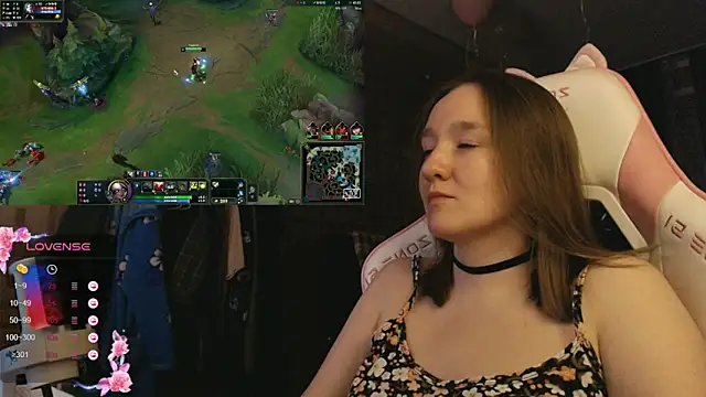 MoonlishSiren online show from 01/12/26, 09:31