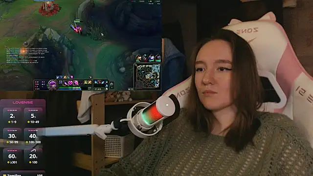 MoonlishSiren online show from 04/15/26, 08:09