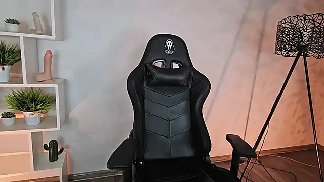 Only   Yours online show from 03/09/26, 01:09