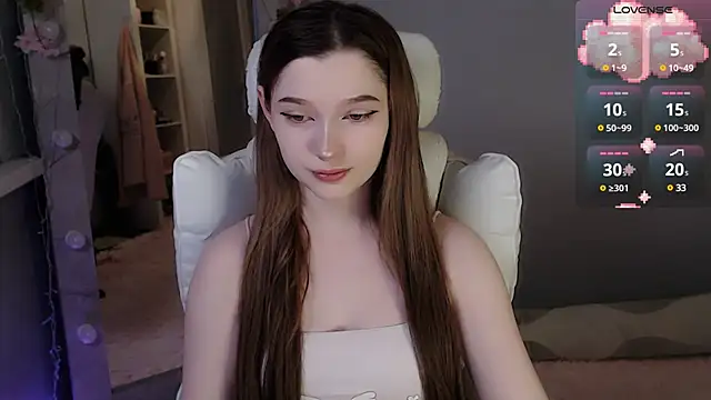 White kitty01 online show from 01/29/25, 12:35