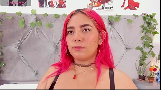 Snapshot of linasantoss chatting on 02/06/25, 12:16 linasantoss online show from 02/06/25, 12:16