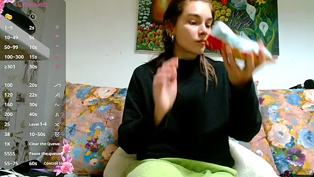 Sophie Bell online show from 01/17/25, 05:30