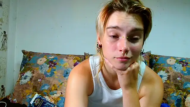 Sophie Bell online show from 08/02/26, 10:52