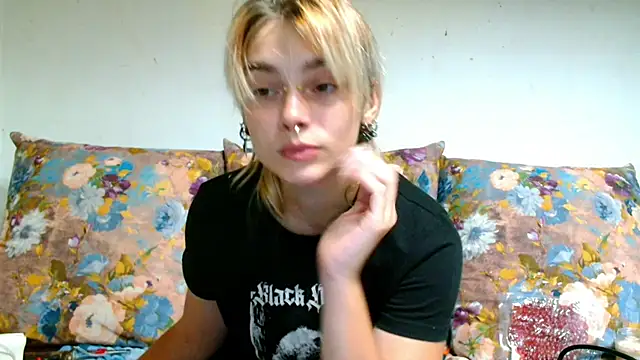 Sophie Bell online show from 08/04/26, 08:55