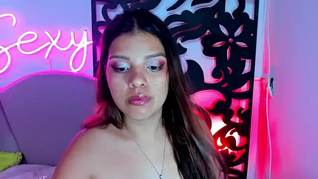 Snapshot of your_little_naughty1 chatting on 12/28/24, 09:42 your little naughty1 online show from 12/28/24, 09:42