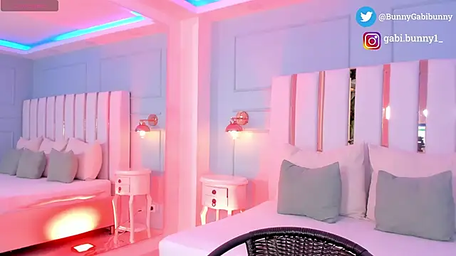 gabi bunny online show from 01/13/26, 05:18