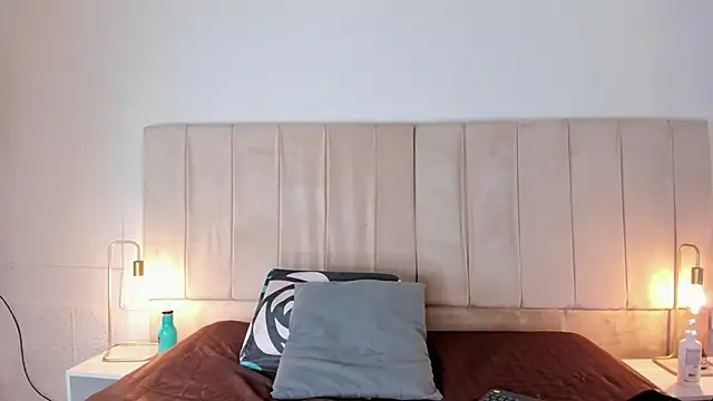 lia sofiia online show from 09/21/25, 09:44