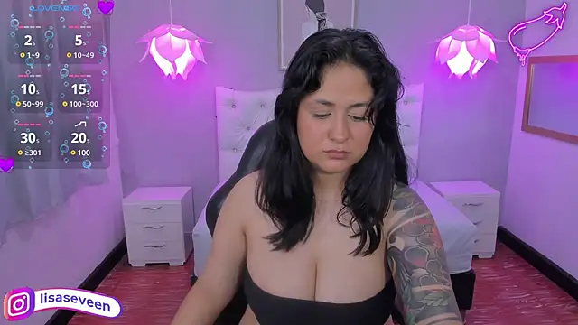 Lisa7 7 online show from 02/04/25, 09:52