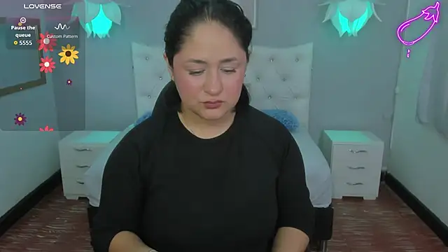 Lisa7 7 online show from 11/18/25, 06:23