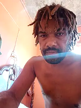 Snapshot of CeoblackLd69 chatting on 09/15/25, 04:18 CeoblackLd69 online show from 09/15/25, 04:18