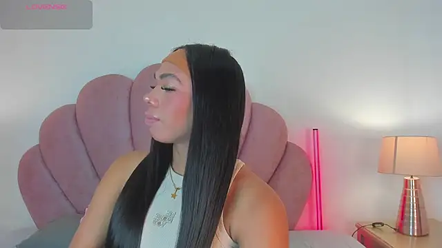 Nicole Paradise online show from 03/20/26, 12:54