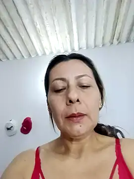 Snapshot of Mia-funny20 chatting on 01/04/25, 02:14 Mia-funny20 online show from 01/04/25, 02:14