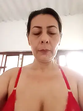 Snapshot of Mia-funny20 chatting on 01/26/25, 01:15 Mia-funny20 online show from 01/26/25, 01:15
