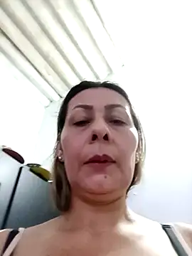 Snapshot of Mia-funny20 chatting on 02/11/25, 07:27 Mia-funny20 online show from 02/11/25, 07:27
