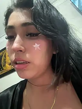 emma  cute   online show from 01/26/25, 03:47