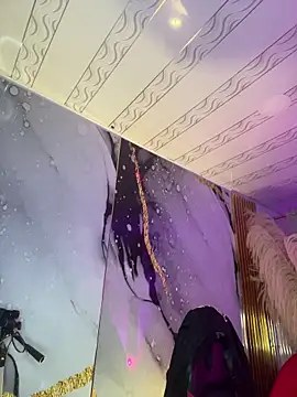 emma  cute   online show from 12/16/25, 11:26