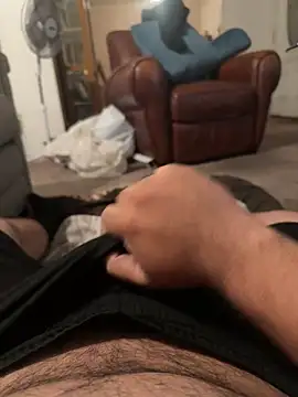 Snapshot of Jayare95 chatting on 11/17/25, 07:14 Jayare95 online show from 11/17/25, 07:14