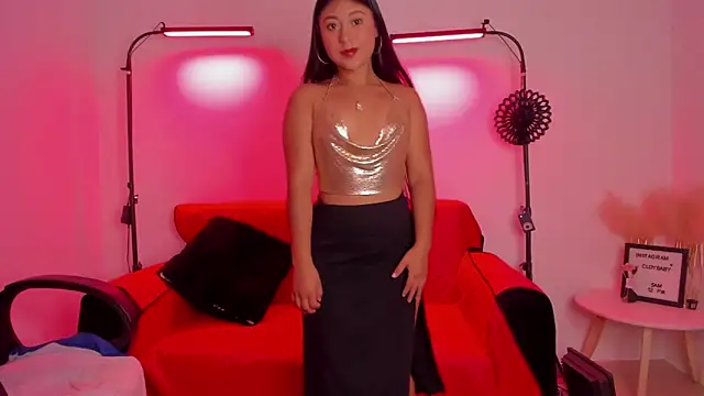 Snapshot of cloy_baby__ chatting on 01/22/25, 10:18 cloy baby online show from 01/22/25, 10:18