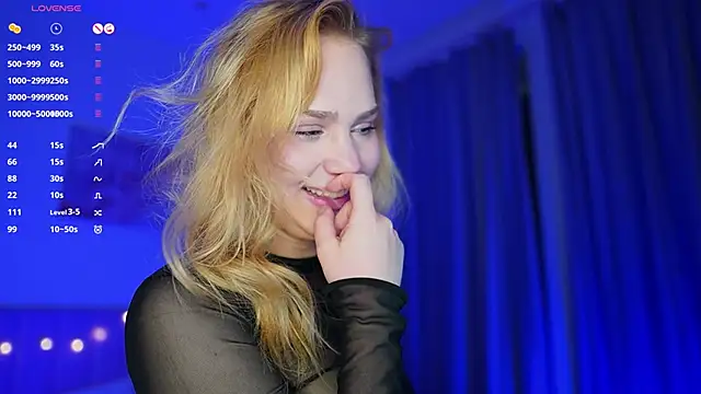 Snapshot of Sexydoll112 chatting on 02/09/25, 09:47 Sexydoll112 online show from 02/09/25, 09:47