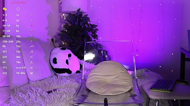 Snapshot of Sexydoll112 chatting on 02/23/25, 11:25 Sexydoll112 online show from 02/23/25, 11:25