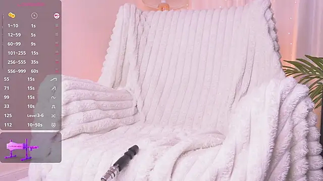 Snapshot of Sexydoll112 chatting on 12/03/25, 11:47 Sexydoll112 online show from 12/03/25, 11:47