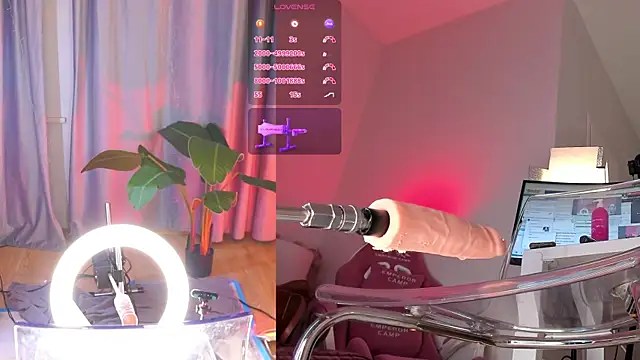 Snapshot of Sexydoll112 chatting on 02/09/26, 12:03 Sexydoll112 online show from 02/09/26, 12:03