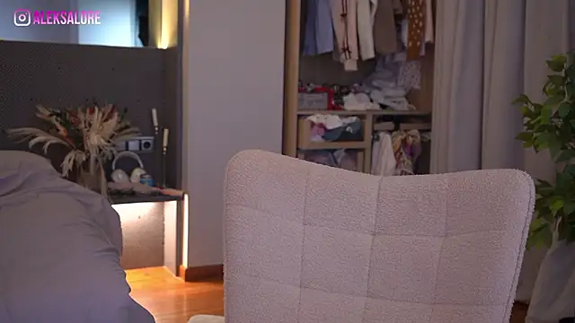 LexieLoree online show from 03/27/26, 03:12