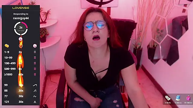 lilyponce  online show from 02/28/25, 03:04