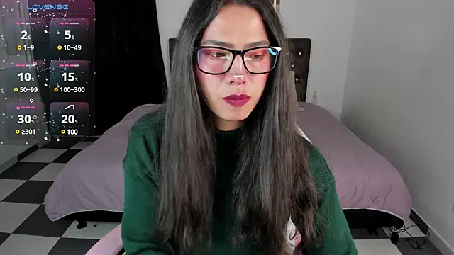 Snapshot of paula_kawaiifu_ chatting on 01/03/25, 04:59 paula kawaiifu online show from 01/03/25, 04:59