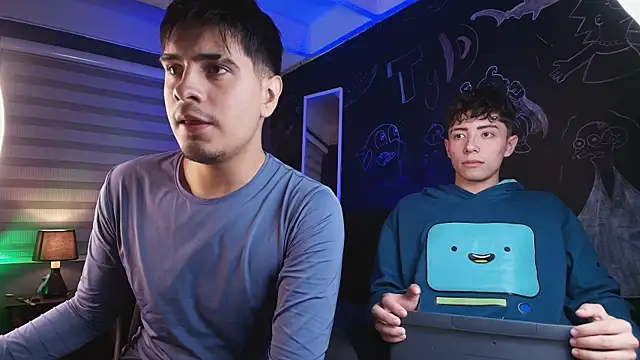 Snapshot of thiago_rockwelll chatting on 04/15/26, 03:02 thiago rockwelll online show from 04/15/26, 03:02