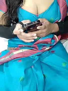 Snapshot of anaya1432 chatting on 09/30/25, 05:07 anaya1432 online show from 09/30/25, 05:07