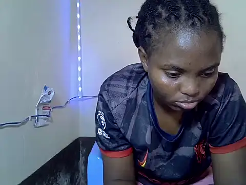 Snapshot of sexy_camara4 chatting on 11/15/25, 05:27 sexy camara4 online show from 11/15/25, 05:27