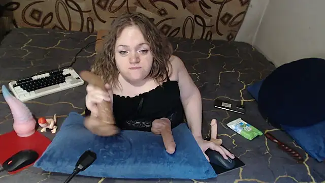 Snapshot of MiniNatalie chatting on 02/27/25, 05:15 MiniNatalie online show from 02/27/25, 05:15