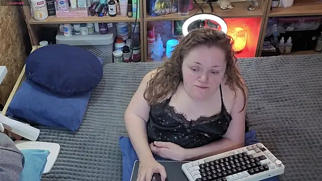 MiniNatalie online show from 03/26/26, 07:14