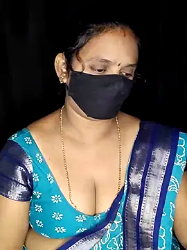 vintage-vibs online show from 12/17/25, 03:34