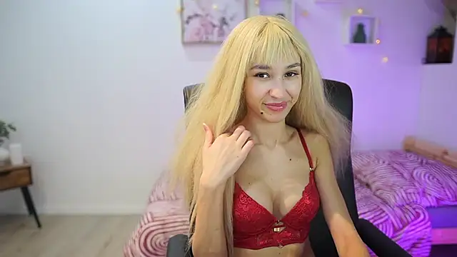 Snapshot of Amai__Liu chatting on 11/25/25, 06:52 Amai Liu online show from 11/25/25, 06:52