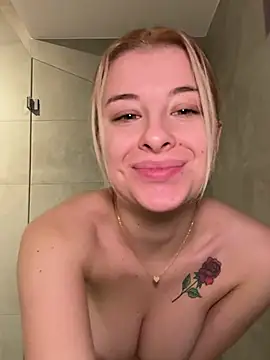 Mia-Minou online show from 01/16/25, 10:32