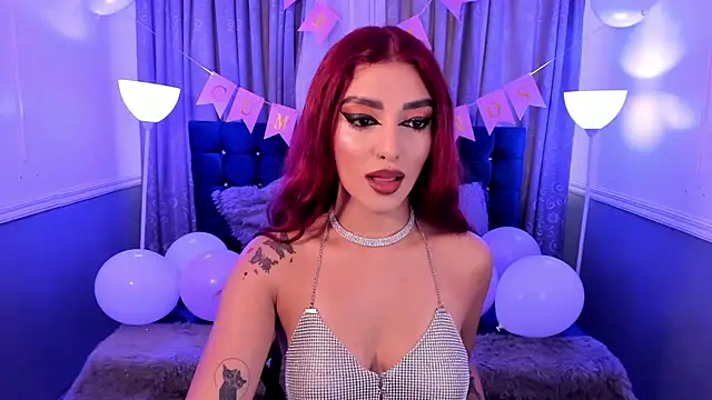 Snapshot of hallsredd chatting on 12/09/24, 09:05 hallsredd online show from 12/09/24, 09:05