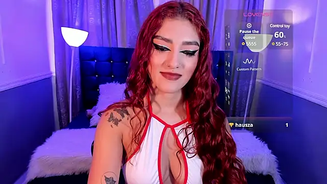 Snapshot of hallsredd chatting on 02/06/25, 08:23 hallsredd online show from 02/06/25, 08:23