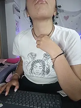 sophie north online show from 05/30/26, 12:19