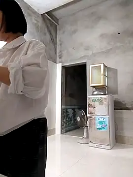 Aninyin22 online show from 02/21/25, 06:51